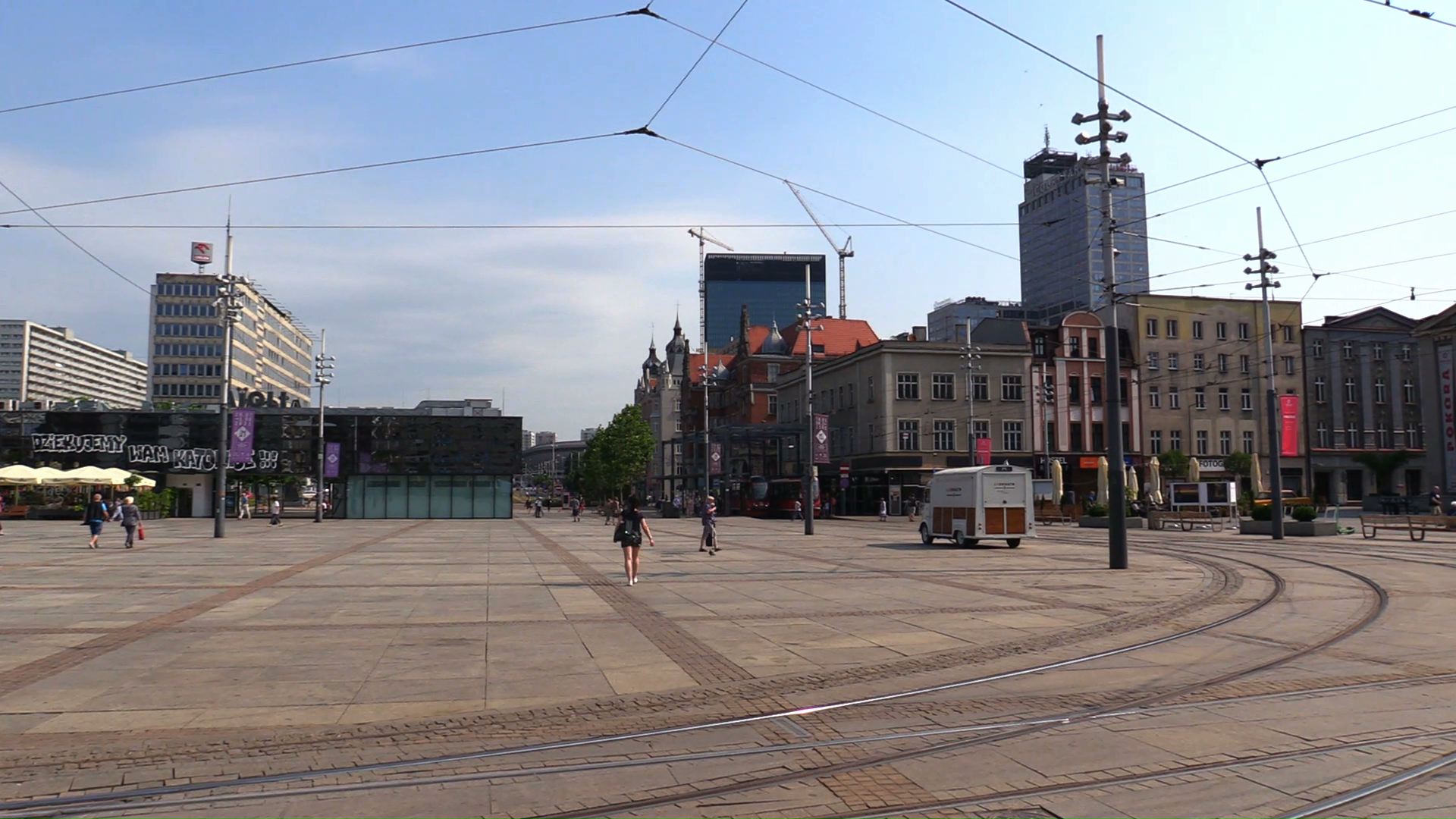 Śląskie: Betonoza i nic więcej. Mieszkańcy miast narzekają