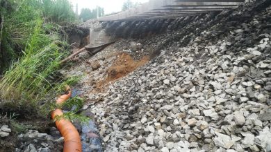 Czerwionka-Leszczyny zalana po burzach, przez podmyte tory wykoleił się pociąg!