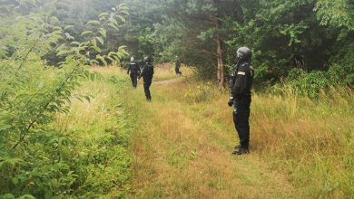 Poszukiwania Jacka Jaworka trwają. Policja APELUJE by nie wchodzić do lasu w gminie Dąbrowa Zielona