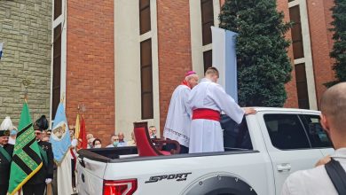 W parafii pw. św. Krzysztofa w Tychach od lat pielęgnuje się tradycję święcenia pojazdów