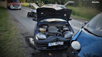 83-latek sprawcą wypadku w Mikołowie. Nie wiadomo, czy mężczyzna jeszcze usiądzie za "kółkiem" (fot.KPP Mikołów)