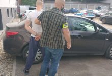 Napad na taksówkarza w Rudzie Śląskiej. Zamiast kasy za kurs chciał taksówkarza "poczęstować tulipanem" (fot. KMP Ruda Śląska)