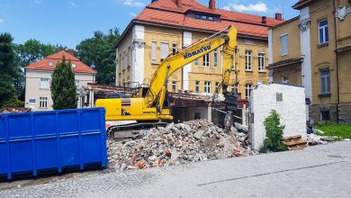 W ramach zadania wybudowany został nowy, pięciokondygnacyjny budynek BCO-SM, do którego przeniesione zostaną oddziały chirurgii i bloki operacyjne. [fot. Michał Stasicki / Beskiedzkie Centrum Onkologii / UM w Bielsku-Białej]