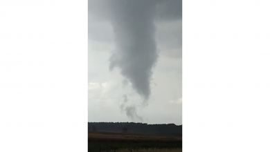 SZOK! TRĄBY powietrzne idą na Śląsk! [WIDEO]. Fot. Screen FB/Sieć Obserwatorów Burz