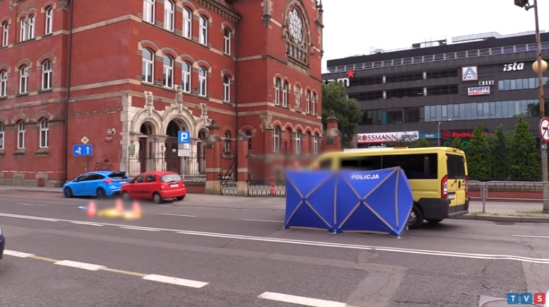 Wjechał w ludzi z premedytacją? Nowe WIDEO ze śmiertelnym wypadkiem w Katowicach na Mickiewicza szokuje!