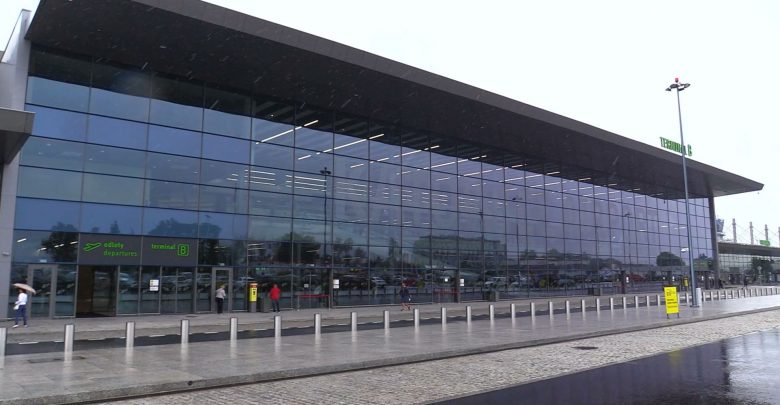 Nowy Terminal B w Pyrzowicach już oddany. Pasażerowie mogą już z niego korzystać
