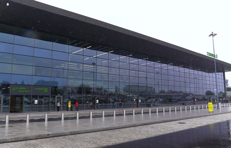 Nowy Terminal B w Pyrzowicach już oddany. Pasażerowie mogą już z niego korzystać