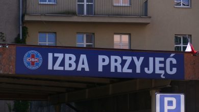 Pracownicy służby zdrowia chcą poprawy warunków pracy. I jadą do Warszawy protestować