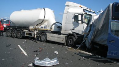Zderzenie 7 pojazdów na A4. Kierowcę cysterny oślepiło słońce (fot.Policja Opolska)
