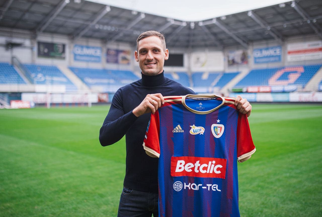 Crvena Zvezda Belgrad, teraz Piast Gliwice! Gliwiczanie kupili rasowego napadziora! To Nikola Stojiljković (fot.Piast Gliwice)