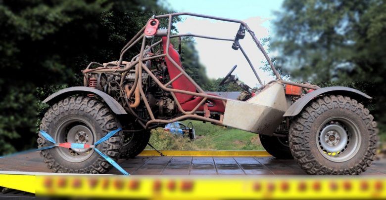 Śląskie: Zwłoki mężczyzny przygniecione pojazdem 4x4 znalazła w strumieniu jego matka (fot.policja)