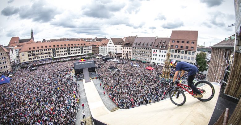 Red Bull Roof Ride w Katowicach! Będą jeździć po dachu MCK, fot. Marc Muller, UM Katowice