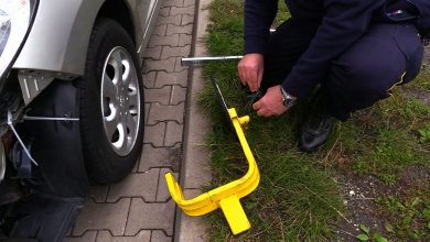 Będą zakładali blokady źle parkującym. Straż Miejska w Dąbrowie Górniczej powołuje specjalną sekcję