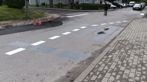 Dzisiaj Miasteczko Śląskie znalazło się na ustach całej Polski. I jego burmistrz. Nie bez powodu. Z jedynego osiedla bloków w Miasteczku Śląskim zniknęło 5 przejść dla pieszych.