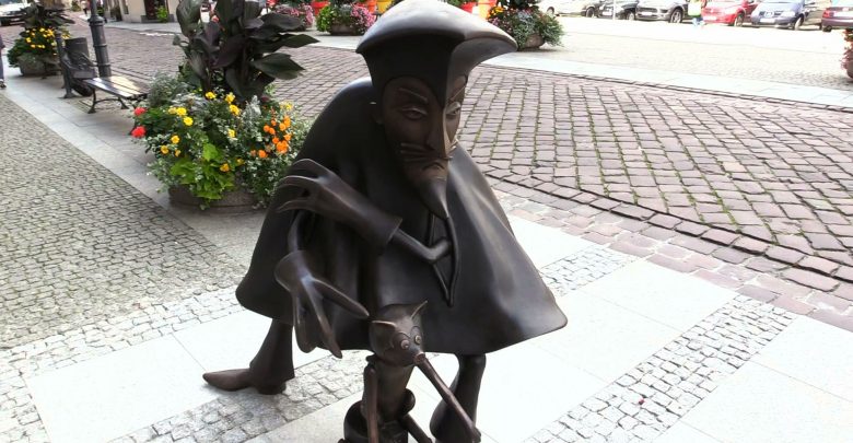Don Pedro de Pomidorre ma swój pomnik w Bielsku-Białej. Wzbogacił Szlak Bajkowy