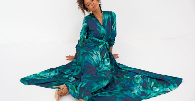 Modowe perełki na jesień: te sukienki to prawdziwe unikaty, które zrobią piorunujący efekt! (fot. mat. partnera)