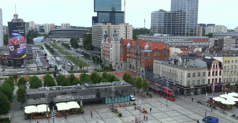 Katowice zachęcają do meldunku i ogłasza konkurs