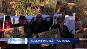 Mieszkańcy Katowic zablokowali ruch śmieciarek przy MPGK na Milowickiej. Powód? Smród nie do zniesienia