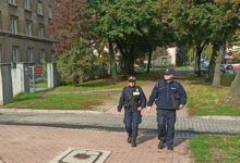 Policja i straż miejska z Częstochowy ścigają wagarowiczów. Fot. KMP Częstochowa