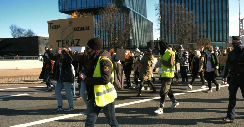 Zamiast na lekcje poszli na strajk. Nie wszyscy uczestnicy Strajku Klimatycznego w Katowicach wiedzieli o co chodzi