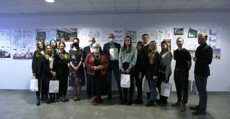 Współpraca WST w Katowicach i Wyr. Studenci z Wyższej Szkoły Technicznej projektują nowy Urząd Gminy!