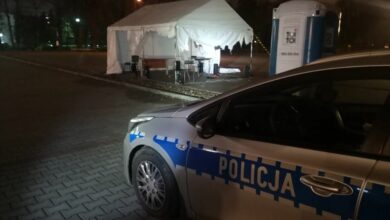 Śląskie: Spłonął punkt pobrań testów na koronawirusa. Policja nie wyklucza podpalenia (fot.Śląska Policja)