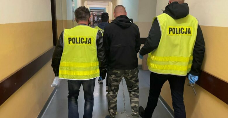 Śląskie: Zabójstwo w Szymocicach. Policja zatrzymała dwóch mężczyzn (fot.Śląska Policja)