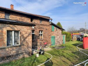 Tragiczny w skutkach pożar w Czerwionce - Leszczynach. W płomieniach zginęły dwie osoby! (fot.policja)
