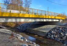Był stary, jest nowy. Drogowcy skończyli budowę mostu w Pisarzowicach (fot.Powiat Bielski)
