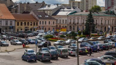 Bielsko ma punkt poprawek krawieckich dla seniorów. [fot. poglądowa / UM w Bielsku-Białej]