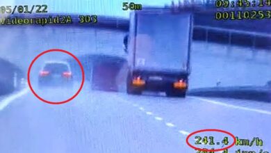 Pędził 241 km/h. Do zapłaty ma 2,5 tysiąca złotych (fot.policja.pl)