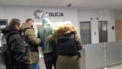 Atakował przechodniów maczetą. 21-latek był pod wpływem środków odurzających (fot.KMP Toruń)