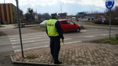 Śląskie: Ominęła policyjny radiowóz. Słono za to zapłaci (fot.Śląska Policja)