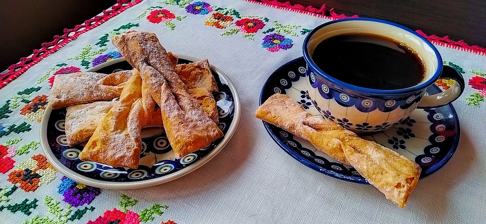 Przepis na faworki babci Danusi