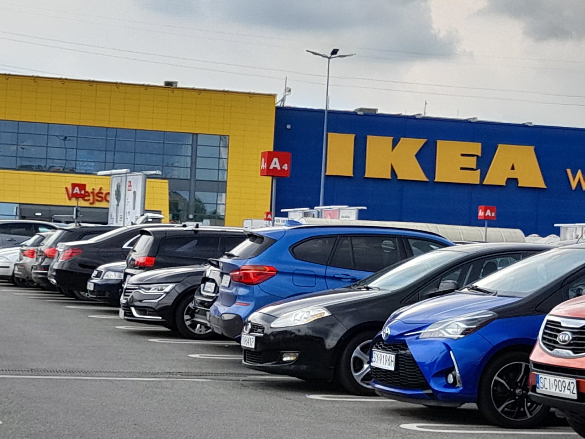 Oblężenie Sklepu Ikea W Katowicach I Gigantyczne Kolejki ZdjĘcia 8678