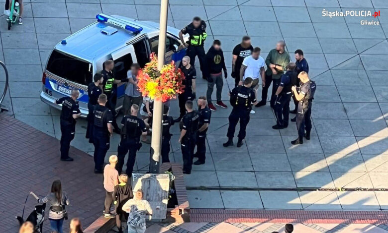 Pijani nastolatkowie pobili się w Gliwicach. Pięć osób zatrzymanych. Fot. KMP Gliwice