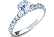 Wyjątkowy pierścionek zaręczynowy? Wybierz model z białym złotem! (fot. mat. partnera)