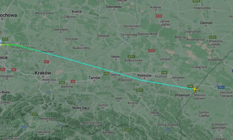 ewakuacja samolotu Wizz Air ze Lwowa do Katowic