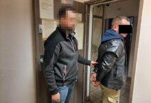 30-letni obywatel Ukrainy ukradł karawan i jeździł nim po ulicach Targówka. Był kompletnie pijany.