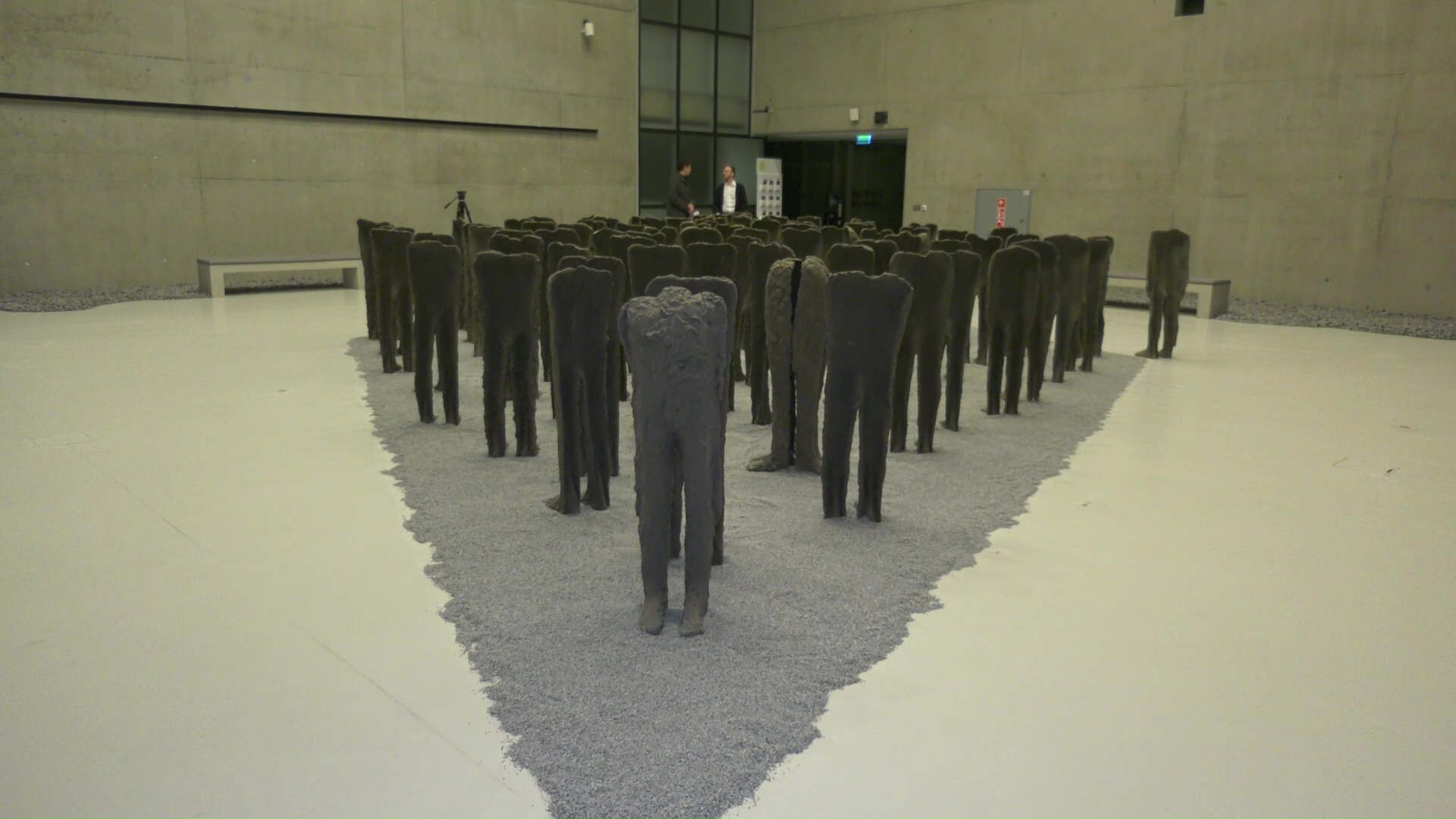 "Bambini" Abakanowicz w Muzeum Śląskim w Katowicach/fot.TVS