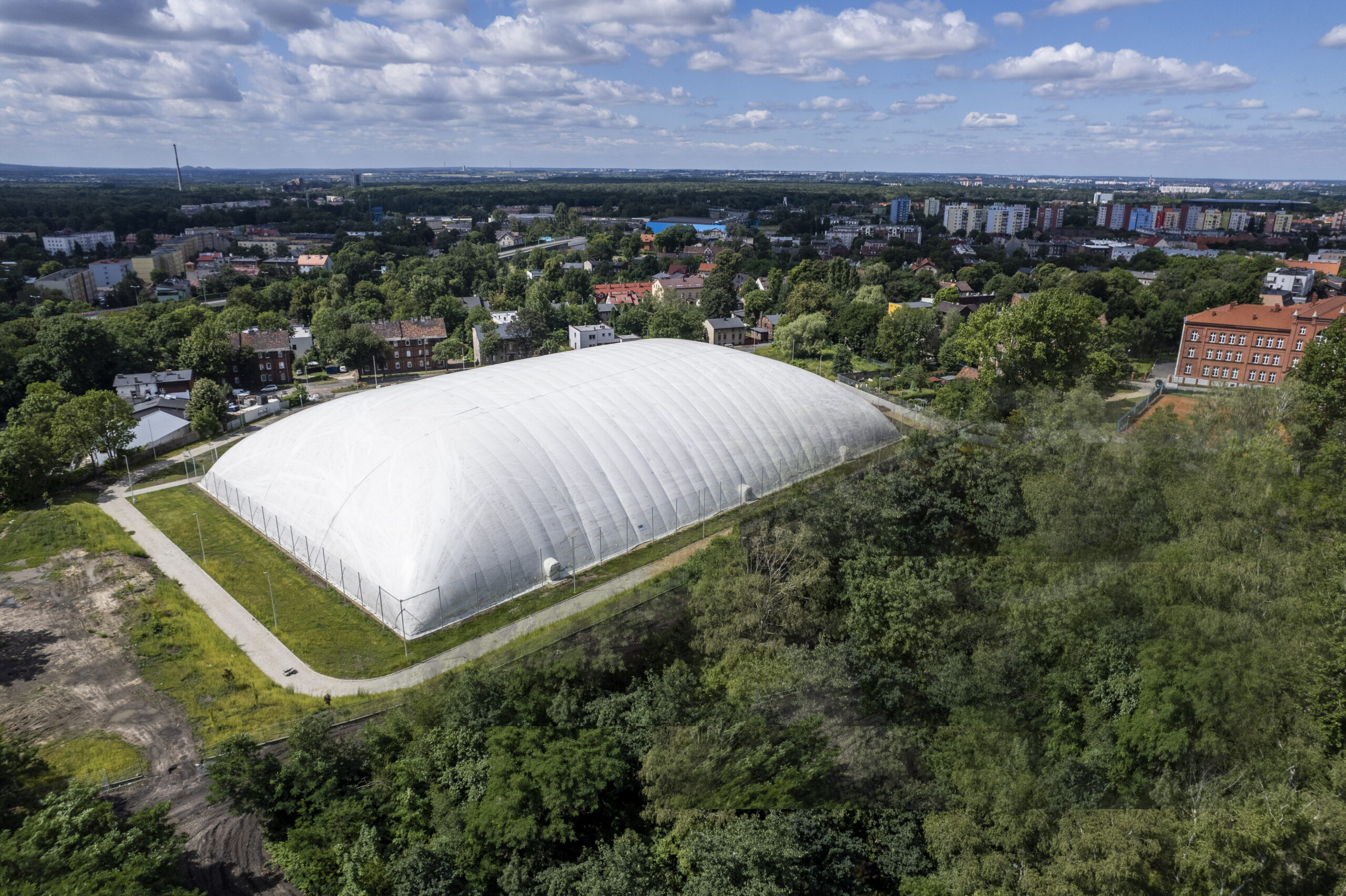 W Zabrzu powstała nowa hala. Boisko „Koksownik” już gotowe. Fot. UM Zabrze