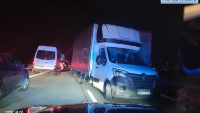 Autostradą pod prąd. Kierowcy zablokowali korytarz życia na A4/fot.policja.pl