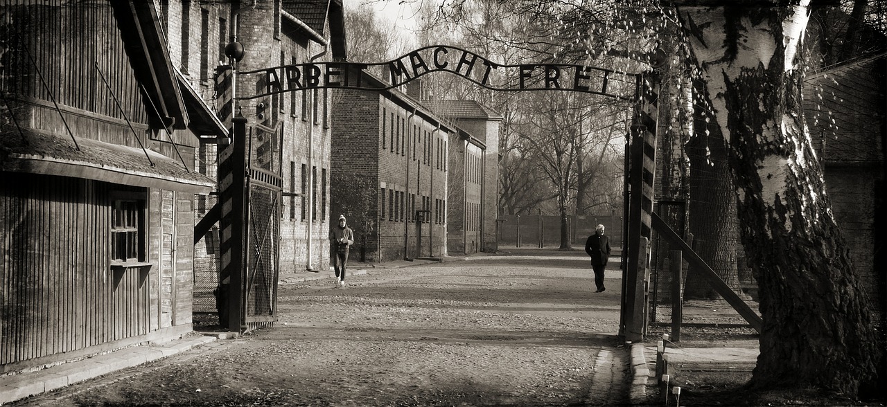 Dziś 78. rocznica wyzwolenia Auschwitz/fot.pixabay.com