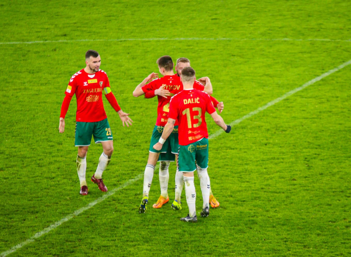 Piłkarze Zagłębia Sosnowiec pokonali GKS Katowice 2:1 na swoim nowym stadionie. [fot. Arkadiusz Chęciński Facebook]