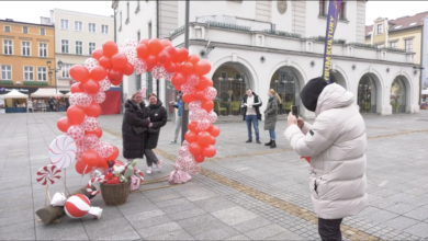 Przez cały weekend na rynku w Gliwicach odbywa się Walentynkowy Festiwal Słodkości i Rękodzieła.