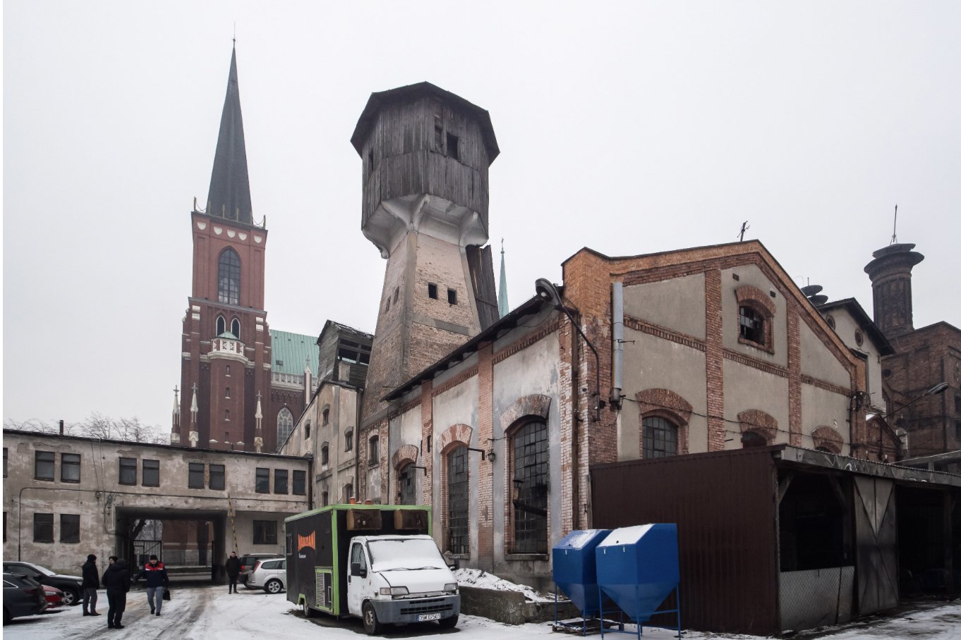 Budynek dawnego browaru Kmicic na sprzedaż. Fot. KAS