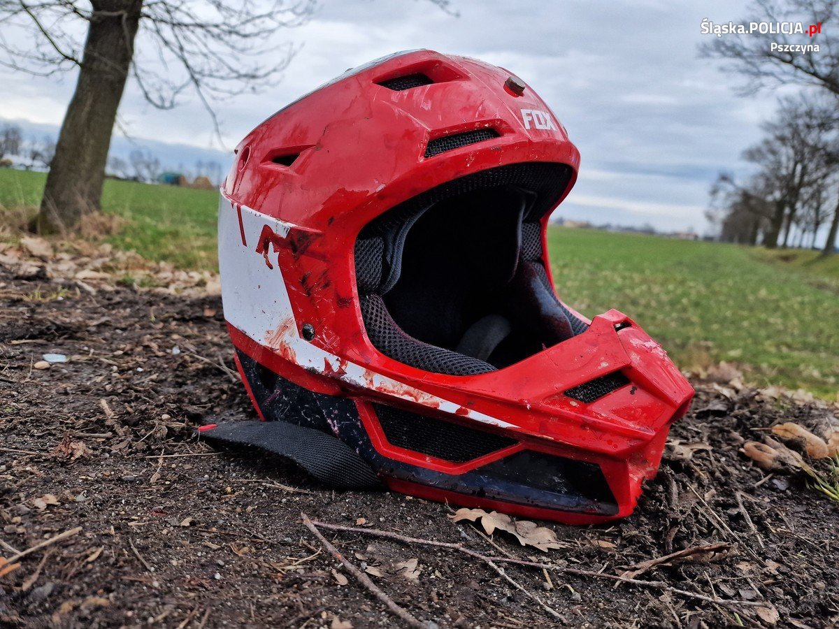 Nie mógł, ale chciał. 19-latek nie powinien siadać za sterami motocykla/fot.Śląska Policja