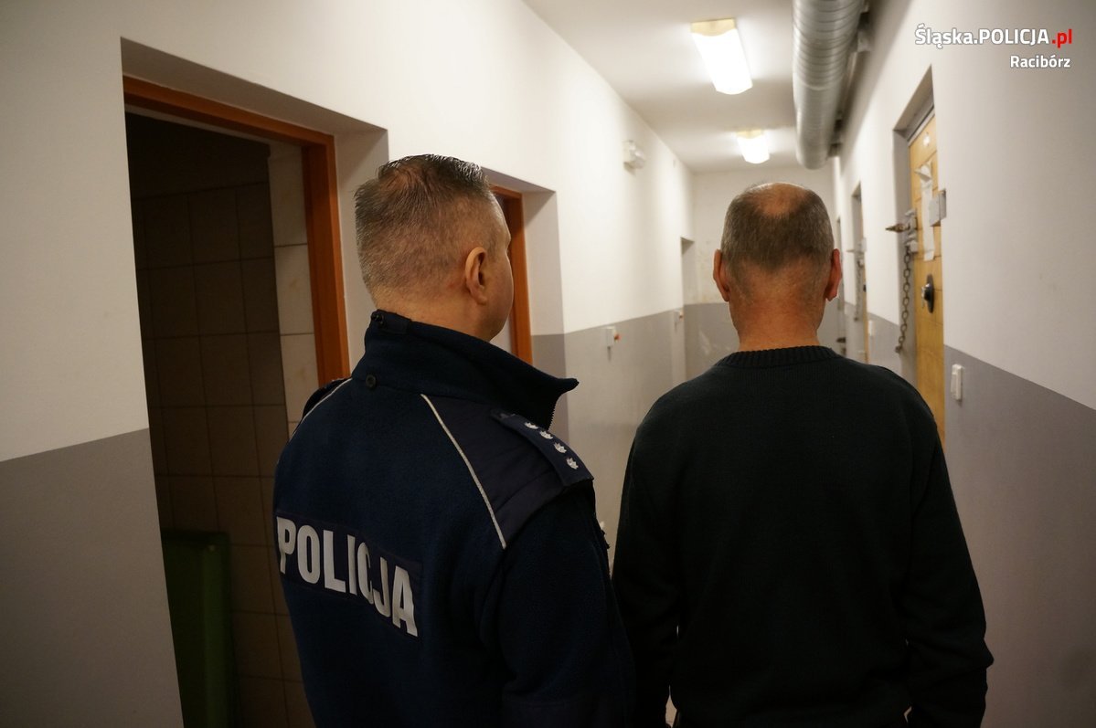 Racibórz: Zaatakował nożem przypadkowego przechodnia. Grozi mu dożywocie/fot.Śląska Policja