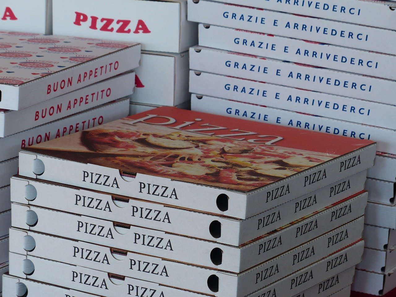 W ruch poszedł nóż. Atak na dostawcę pizzy w Częstochowie/fot.pixabay.com