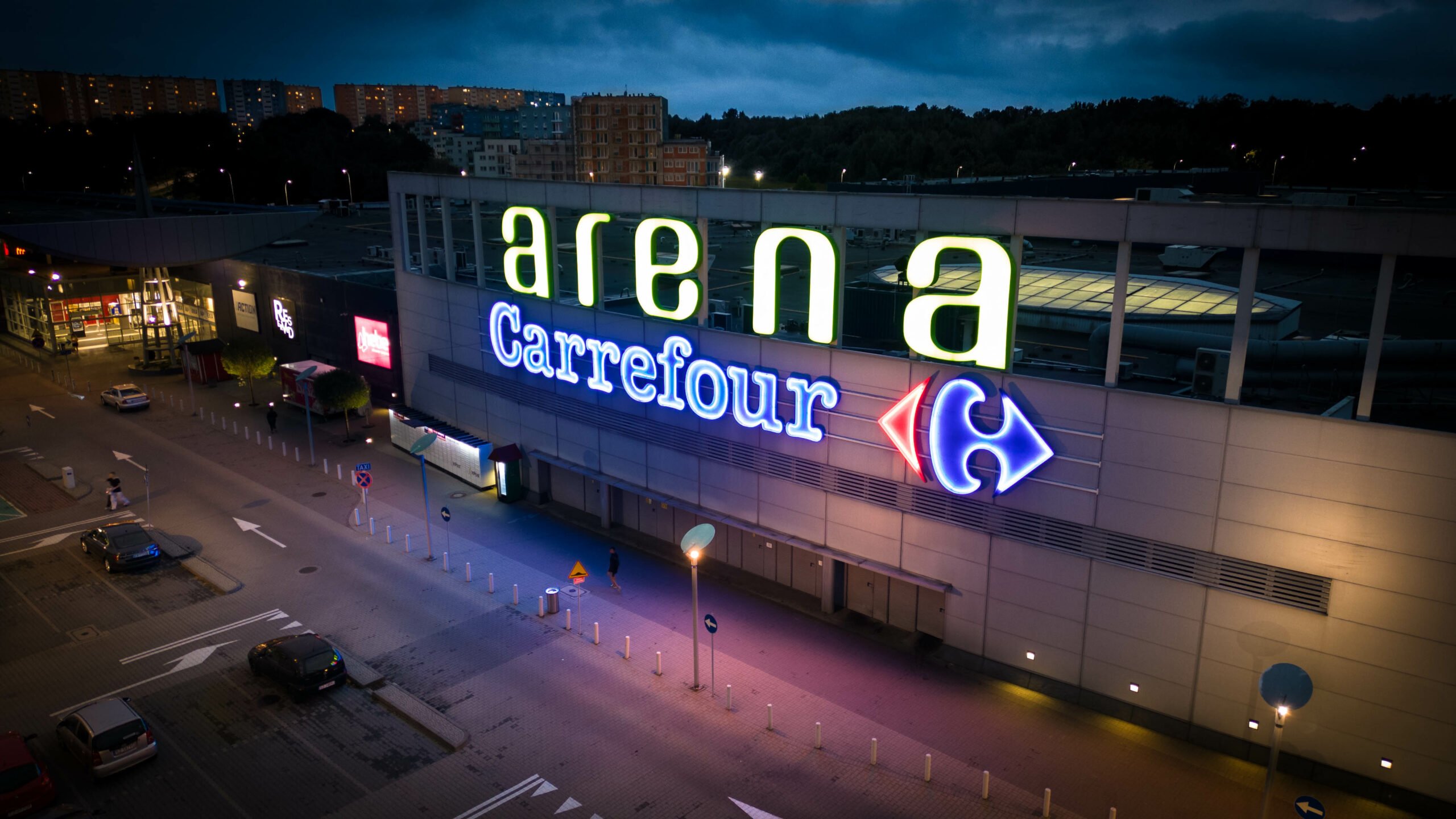 Wielkie otwarcie salonu Neonet w Parku Handlowym Arena (fot. mat. prasowe)